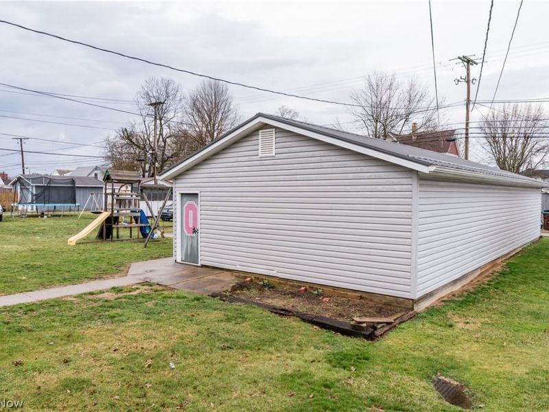 304 E Russell Avenue , West Lafayette, OH 43845 Photo 39