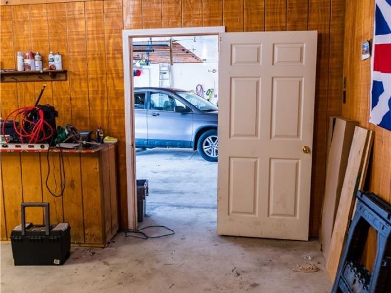 304 E Russell Avenue , West Lafayette, OH 43845 Photo 44