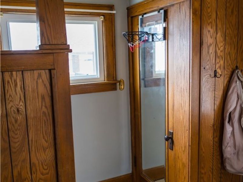 304 E Russell Avenue , West Lafayette, OH 43845 Photo 8