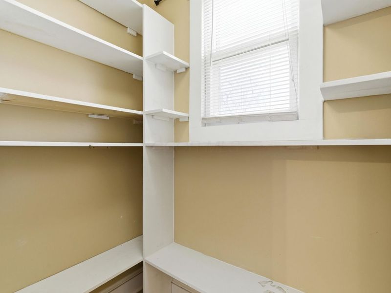 210 E Blake Avenue , Columbus, OH 43202 Photo 24