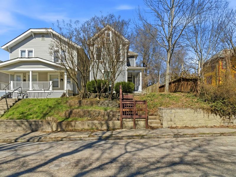 210 E Blake Avenue , Columbus, OH 43202 Photo 3