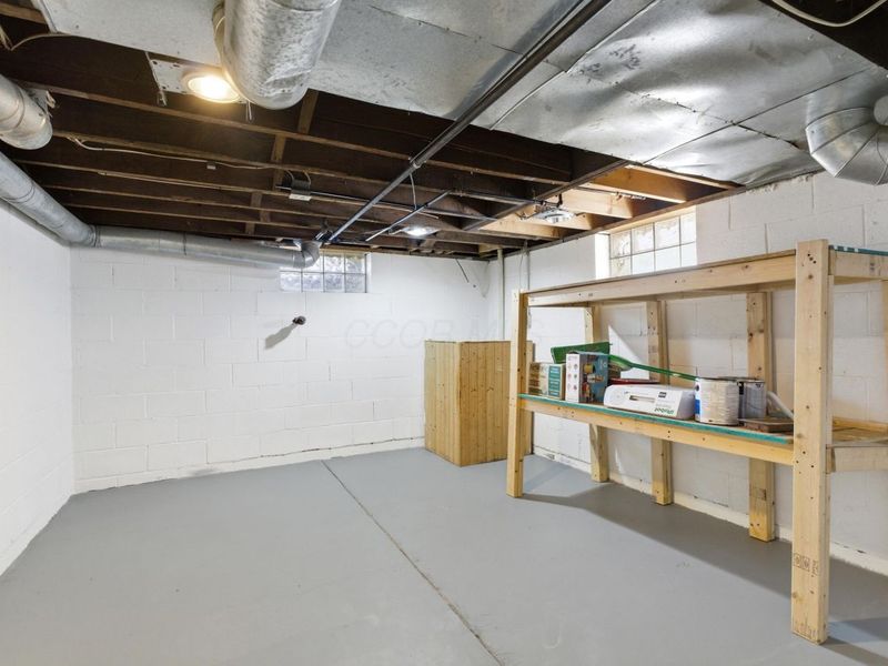 210 E Blake Avenue , Columbus, OH 43202 Photo 45