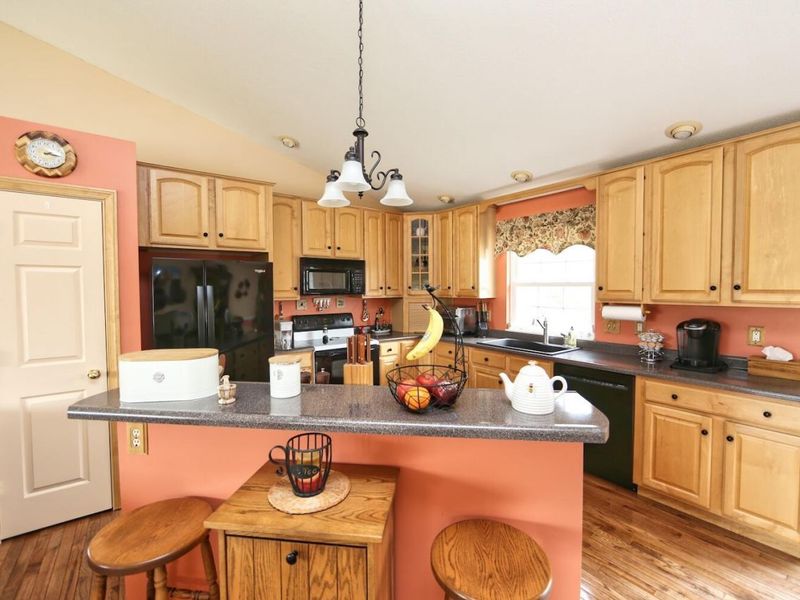 2568 Apple Valley Drive , Howard, OH 43028 Photo 12