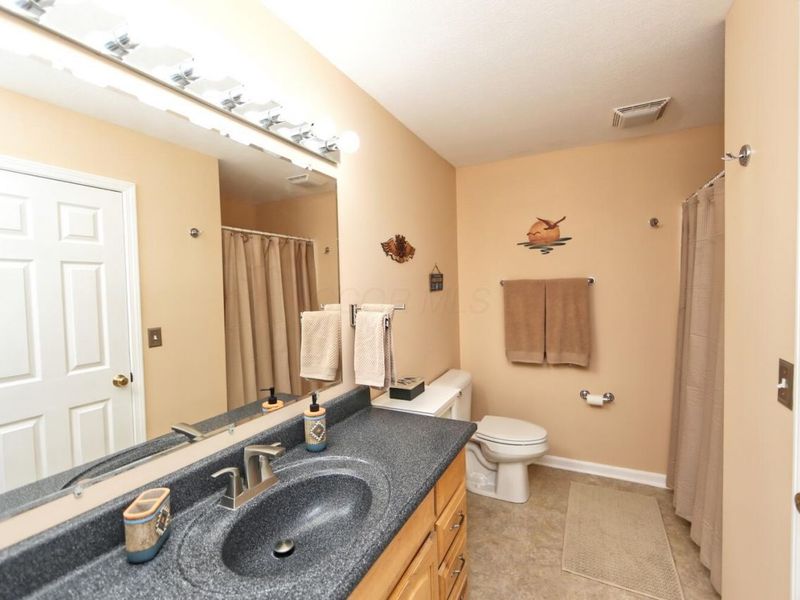 2568 Apple Valley Drive , Howard, OH 43028 Photo 19