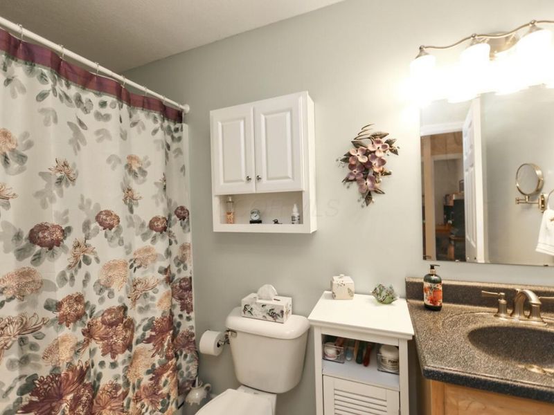 2568 Apple Valley Drive , Howard, OH 43028 Photo 23