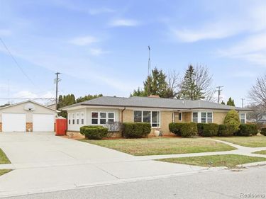 2025 Union Street, Port Huron, MI 48060