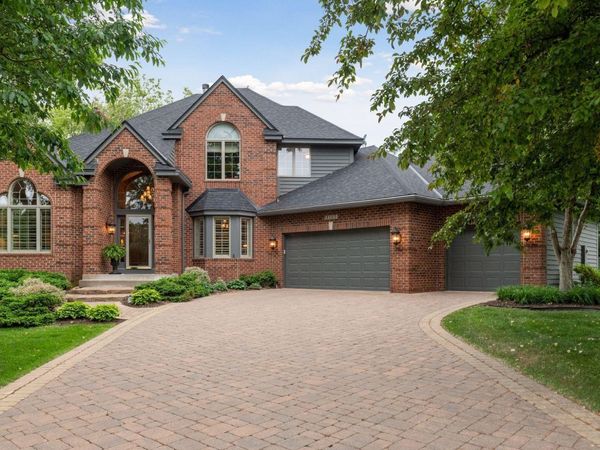 18105 35th Avenue N, Plymouth, MN 55447