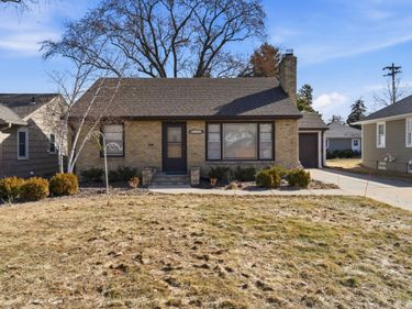 5537 Zenith Avenue S, Edina, MN 55410