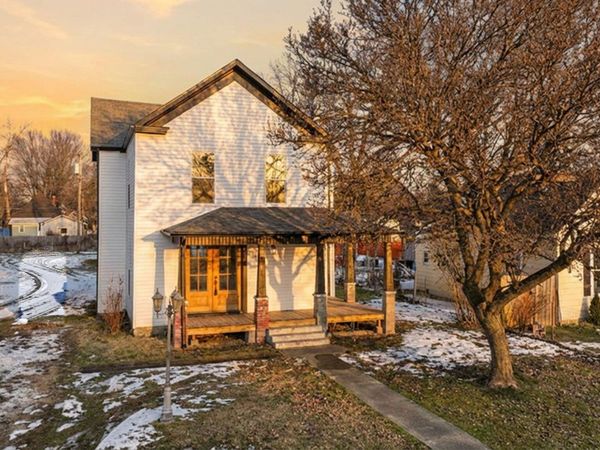 1139 W Lynn Street , Springfield, MO 65802