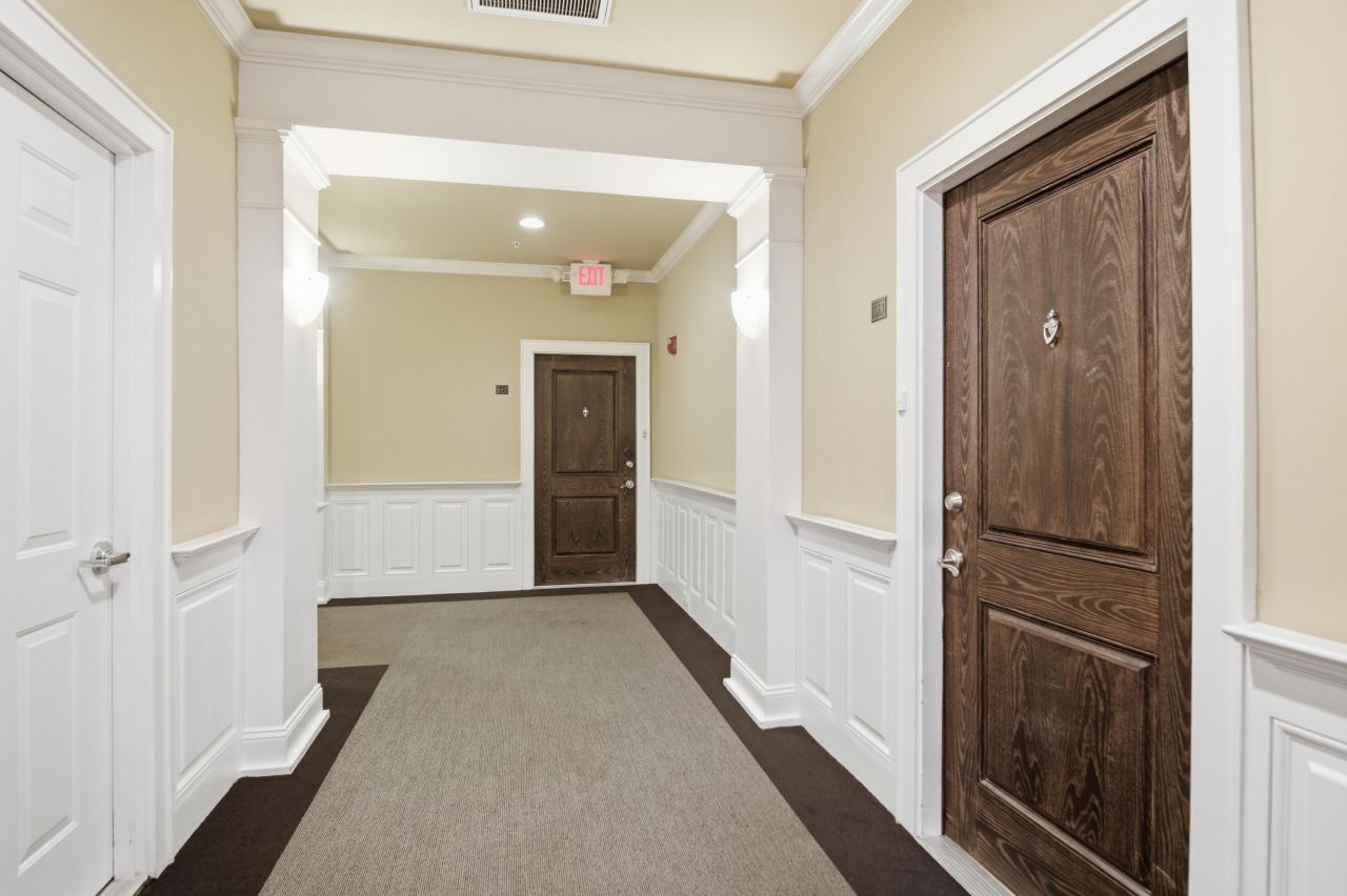 2244 Ashley Crossing Drive Photo 28