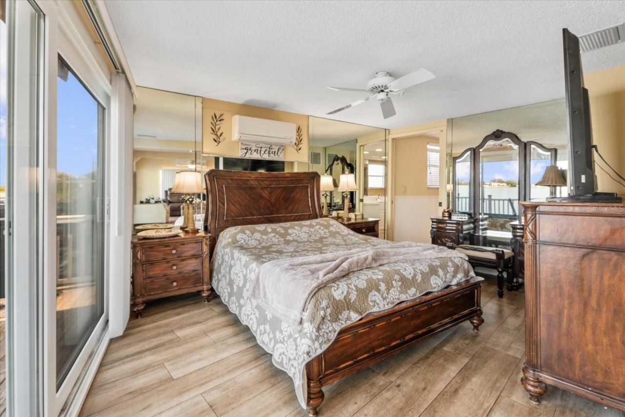 33 N Starboard Drive, Venice, FL 34285 Photo