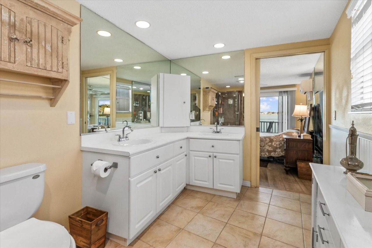 33 N Starboard Drive, Venice, FL 34285 Photo