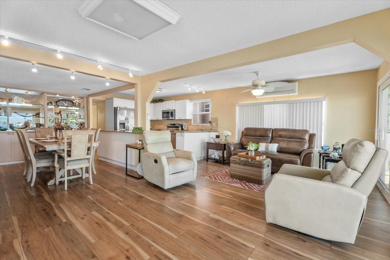 33 N Starboard Drive, Venice, FL 34285 Photo