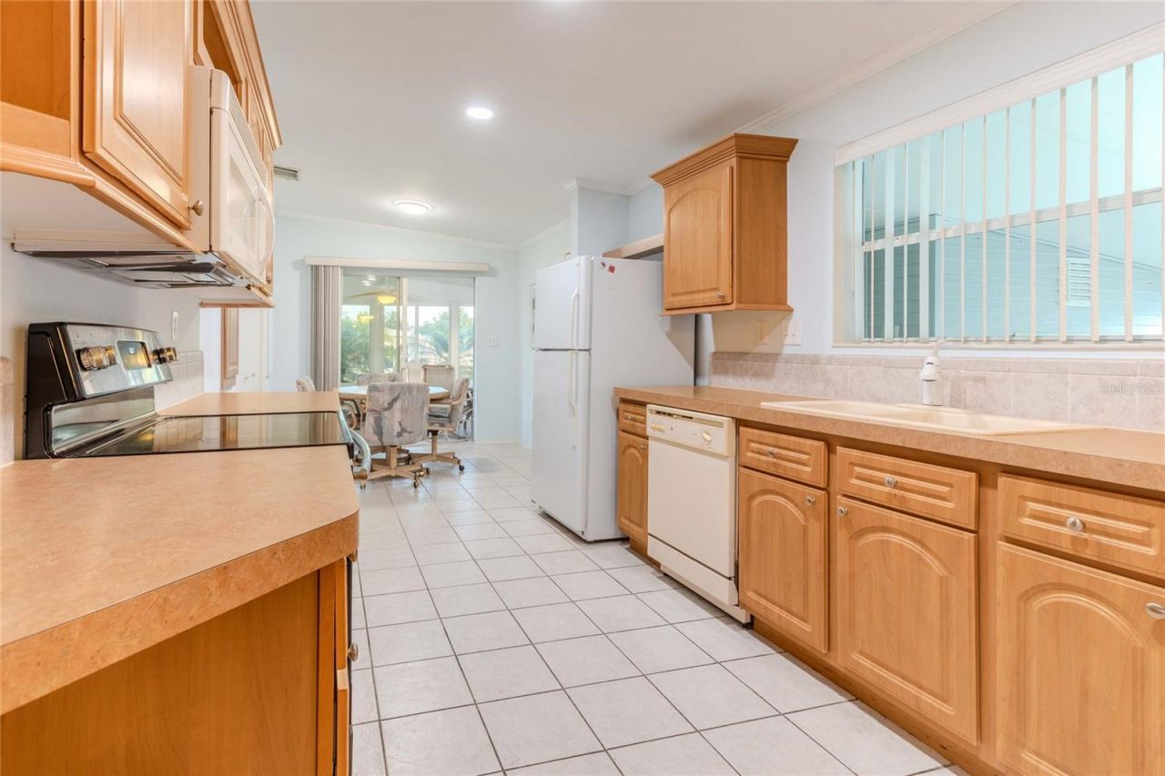 2100 Kings Highway , Unit 437, Punta Gorda, FL 33980 Photo