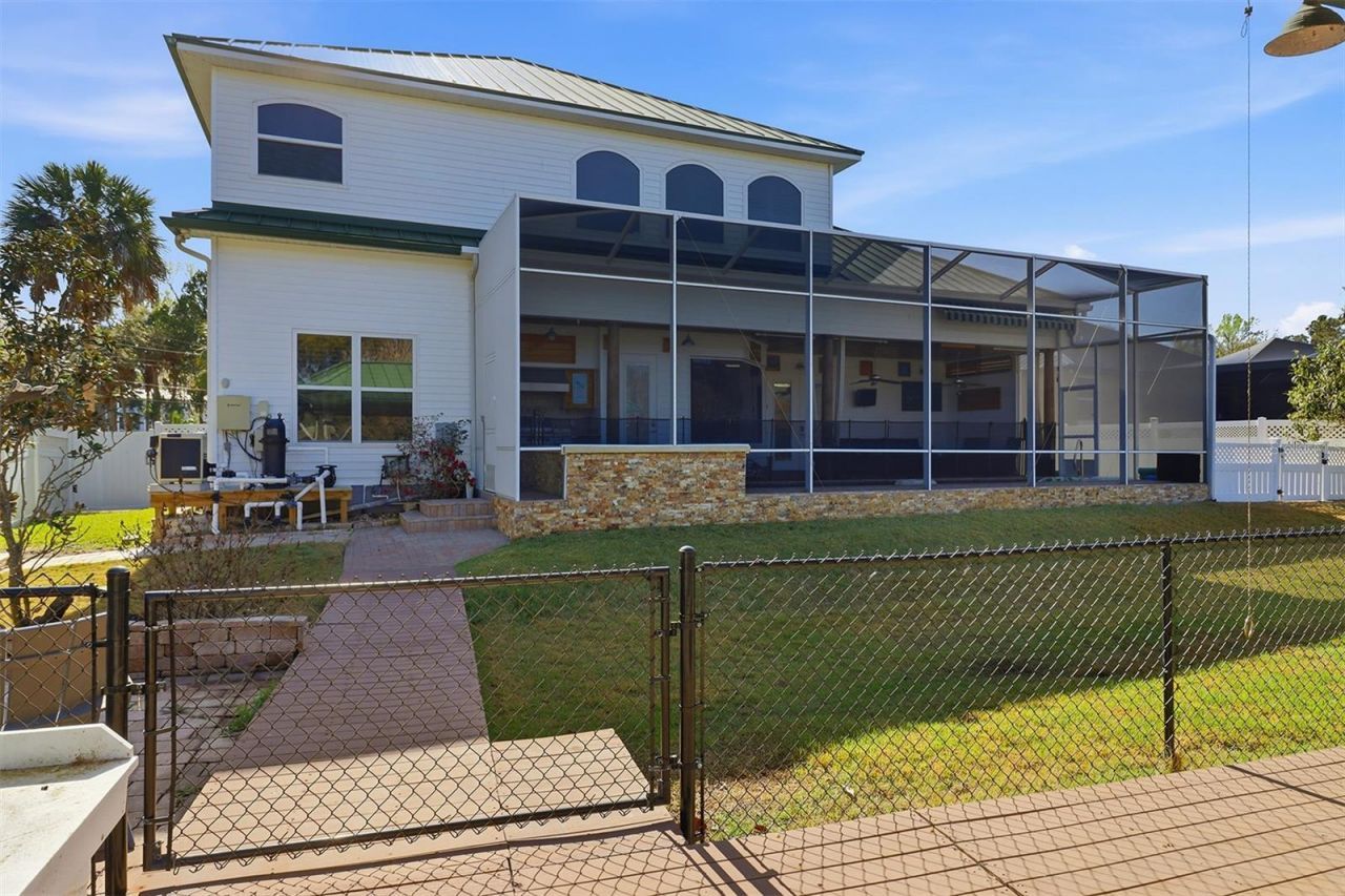 300 NW 12th Avenue, Crystal River, FL 34428 Photo