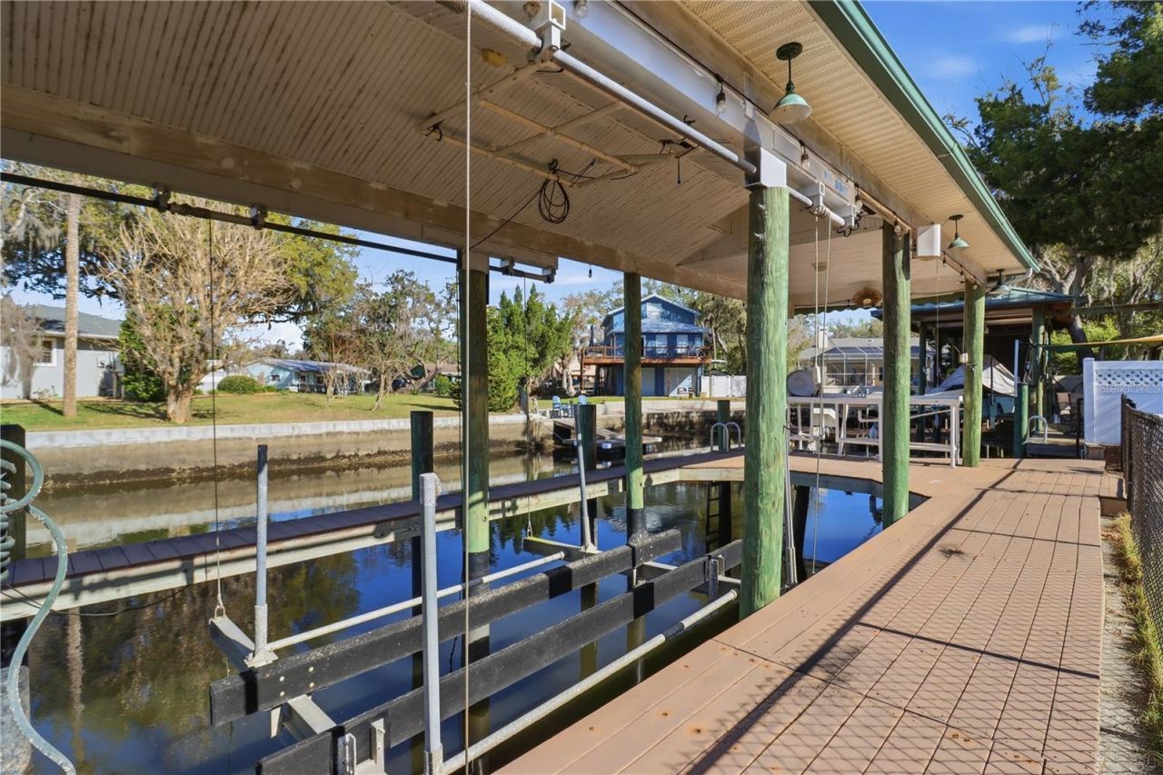 300 NW 12th Avenue, Crystal River, FL 34428 Photo