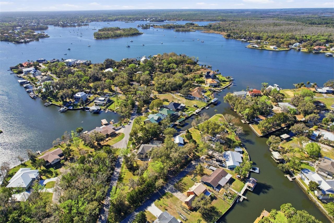 300 NW 12th Avenue, Crystal River, FL 34428 Photo