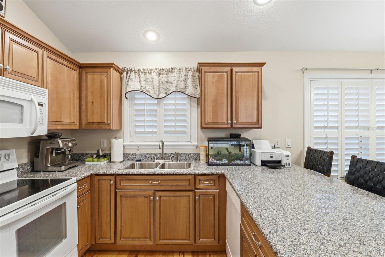 300 NW 12th Avenue, Crystal River, FL 34428 Photo