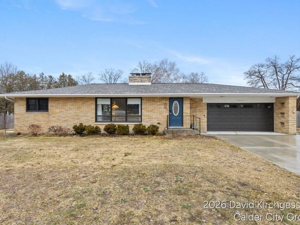 2444 Kimberly Drive, Muskegon, MI 49444