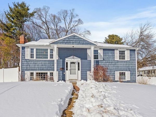 56 Puddingstone Ln, Bellingham, MA 02019