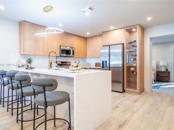 9511 NW 5th Ave , Miami, FL 33150