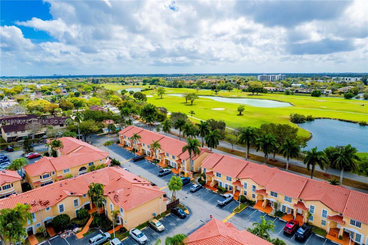 14260 SW 57th Ln, Unit 2-203, Miami, FL 33183 Photo