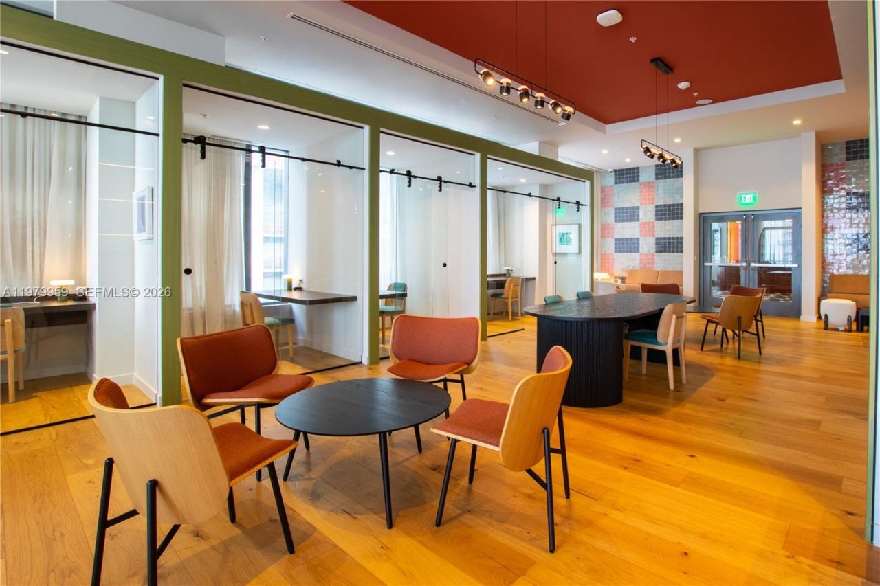 11 NE 6 St, Unit 910, Miami, FL 33132 Photo