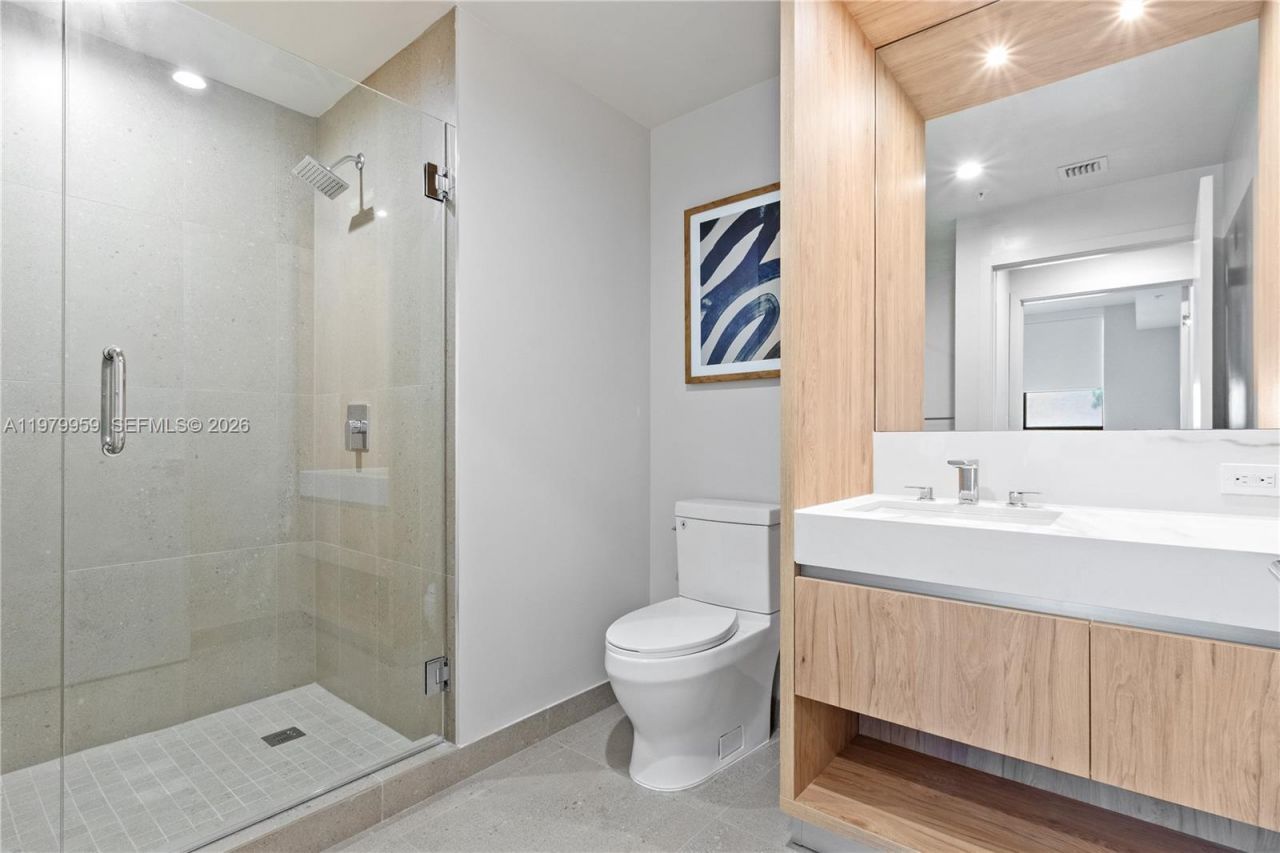 11 NE 6 St, Unit 910, Miami, FL 33132 Photo