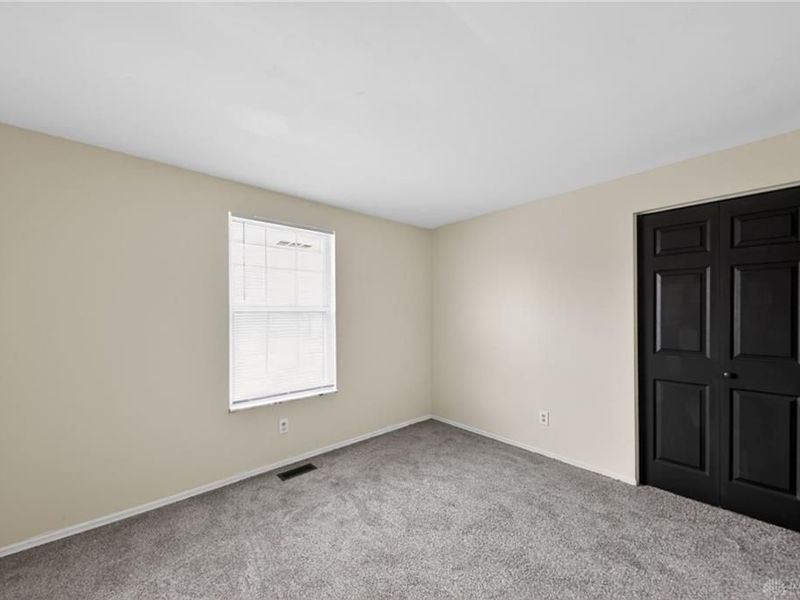 6070 Charlesgate Road, Huber Heights, OH 45424 Photo 10