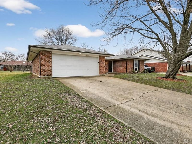 6070 Charlesgate Road, Huber Heights, OH 45424 Photo 3