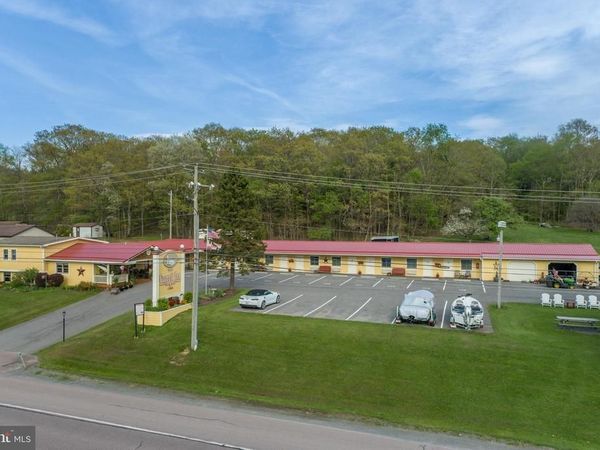 17848 GARRETT HIGHWAY, OAKLAND, MD 21550