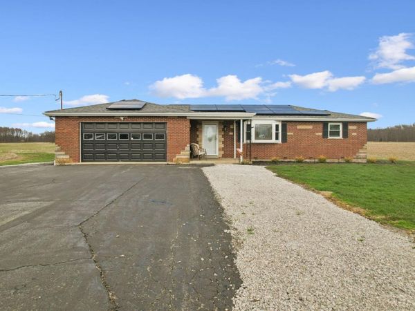 2409 Bardwell West Road, Sterling Twp, OH 45154