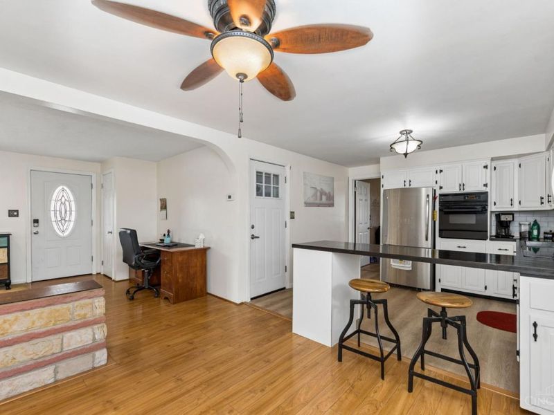 2409 E BARDWELL W Road, Mount Orab, OH 45145 Photo 4