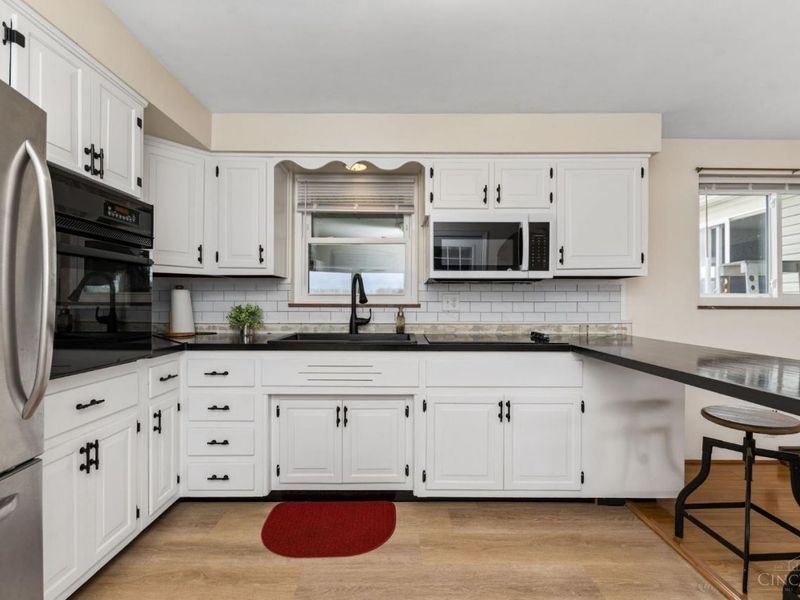 2409 E BARDWELL W Road, Mount Orab, OH 45145 Photo 5