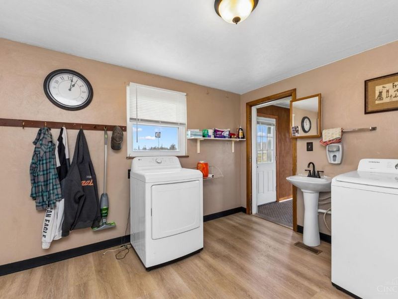 2409 E BARDWELL W Road, Mount Orab, OH 45145 Photo 7