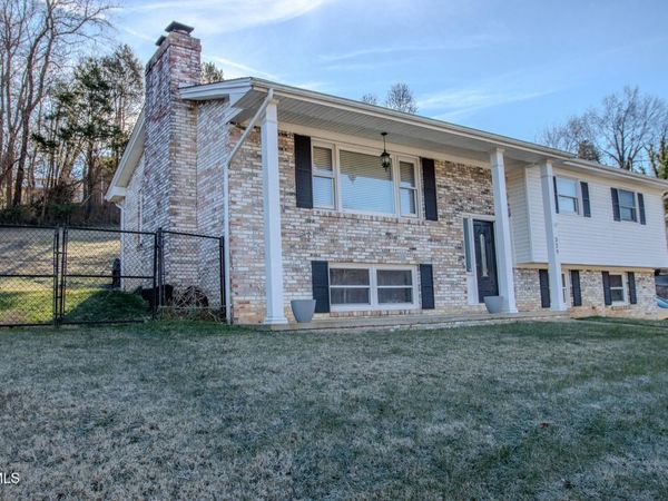 329 Summerville Road, Kingsport, TN 37663