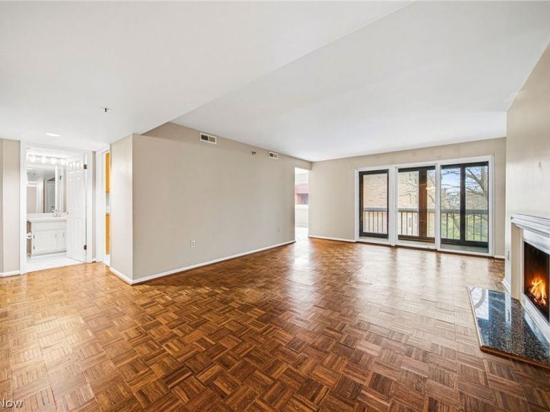 120 Fox Hollow Drive , Unit 307, Mayfield Heights, OH 44124 Photo 10