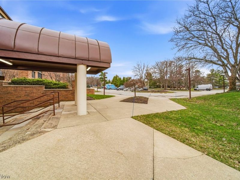 120 Fox Hollow Drive , Unit 307, Mayfield Heights, OH 44124 Photo 39