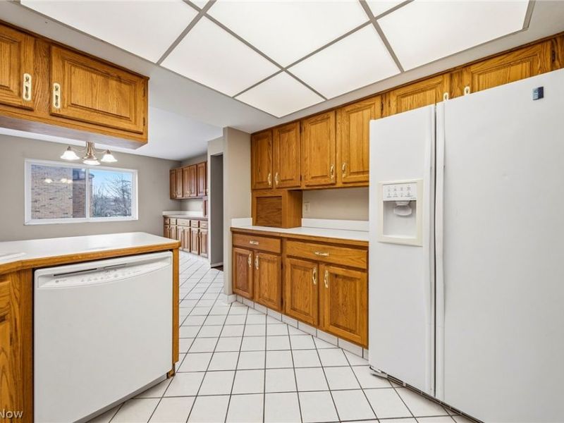 120 Fox Hollow Drive , Unit 307, Mayfield Heights, OH 44124 Photo 5