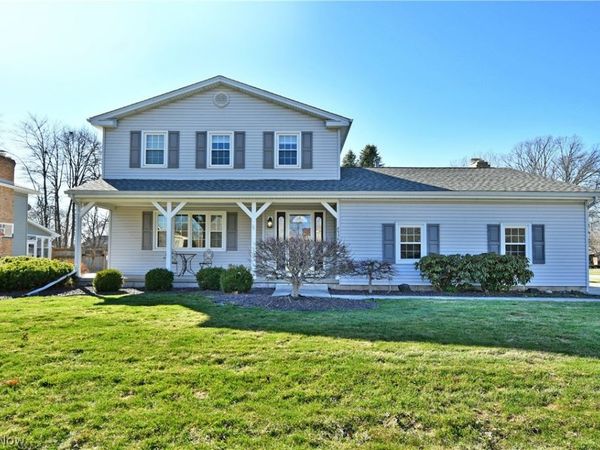 8536 Four Seasons Trail , Youngstown, OH 44514