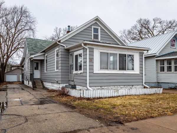 109 Copeland Ave, La Crosse, WI 54603