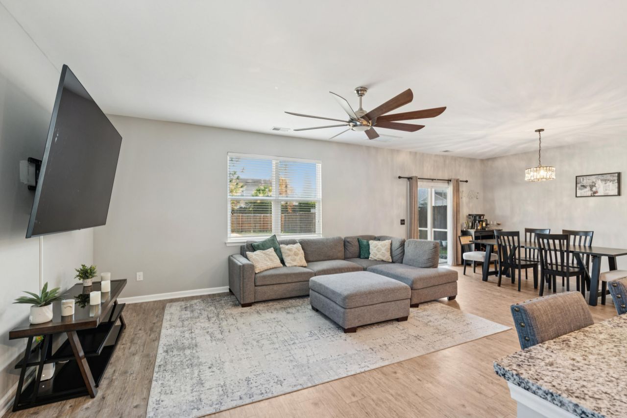 9722 Brandishing Road Photo 12