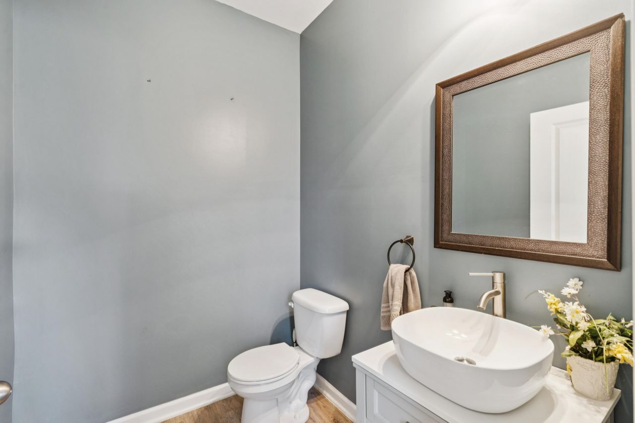 9722 Brandishing Road Photo 39