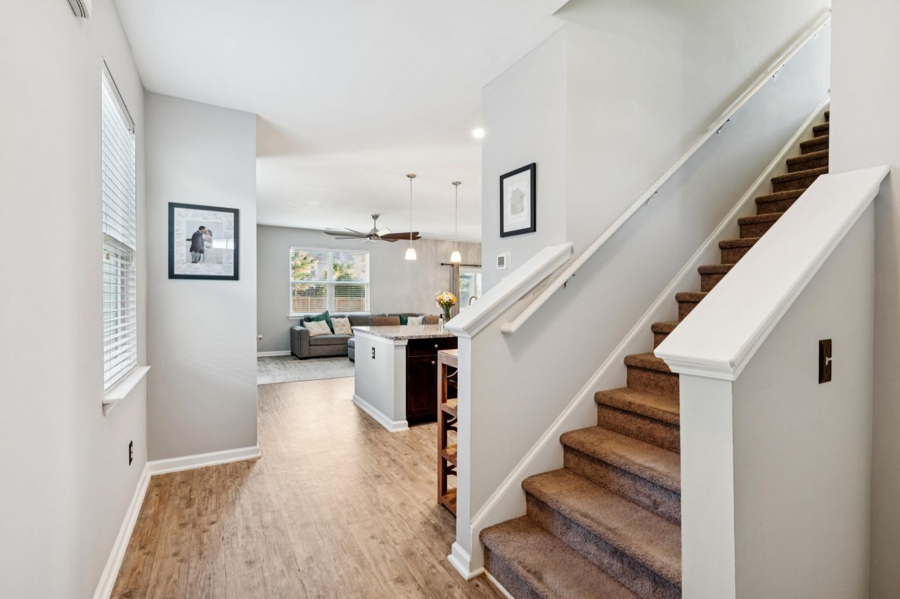 9722 Brandishing Road Photo 5