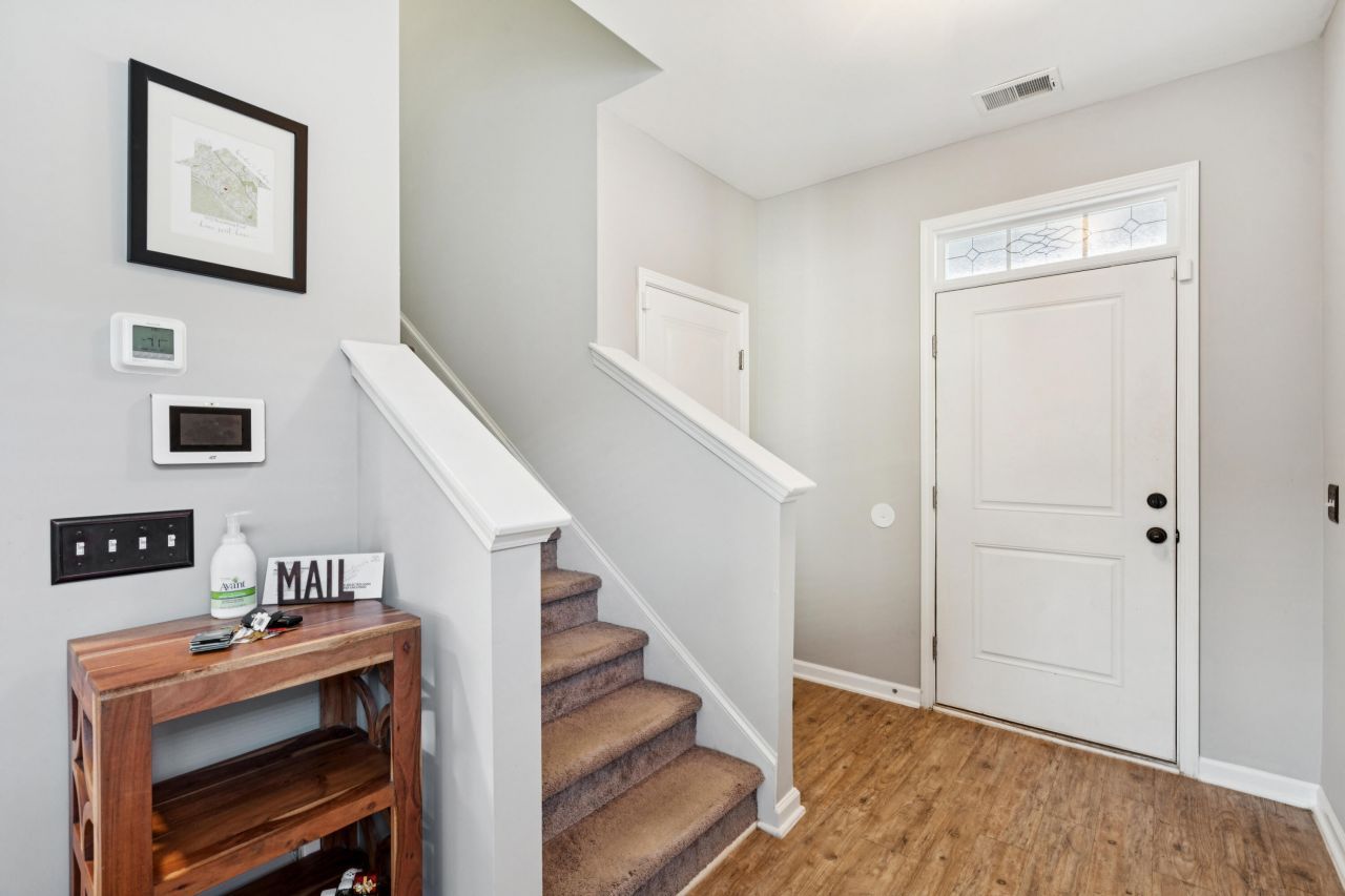 9722 Brandishing Road Photo 6