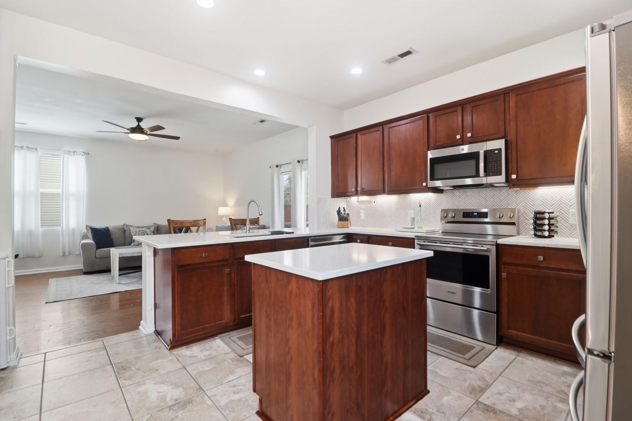 3104 Conservancy Lane Photo 14