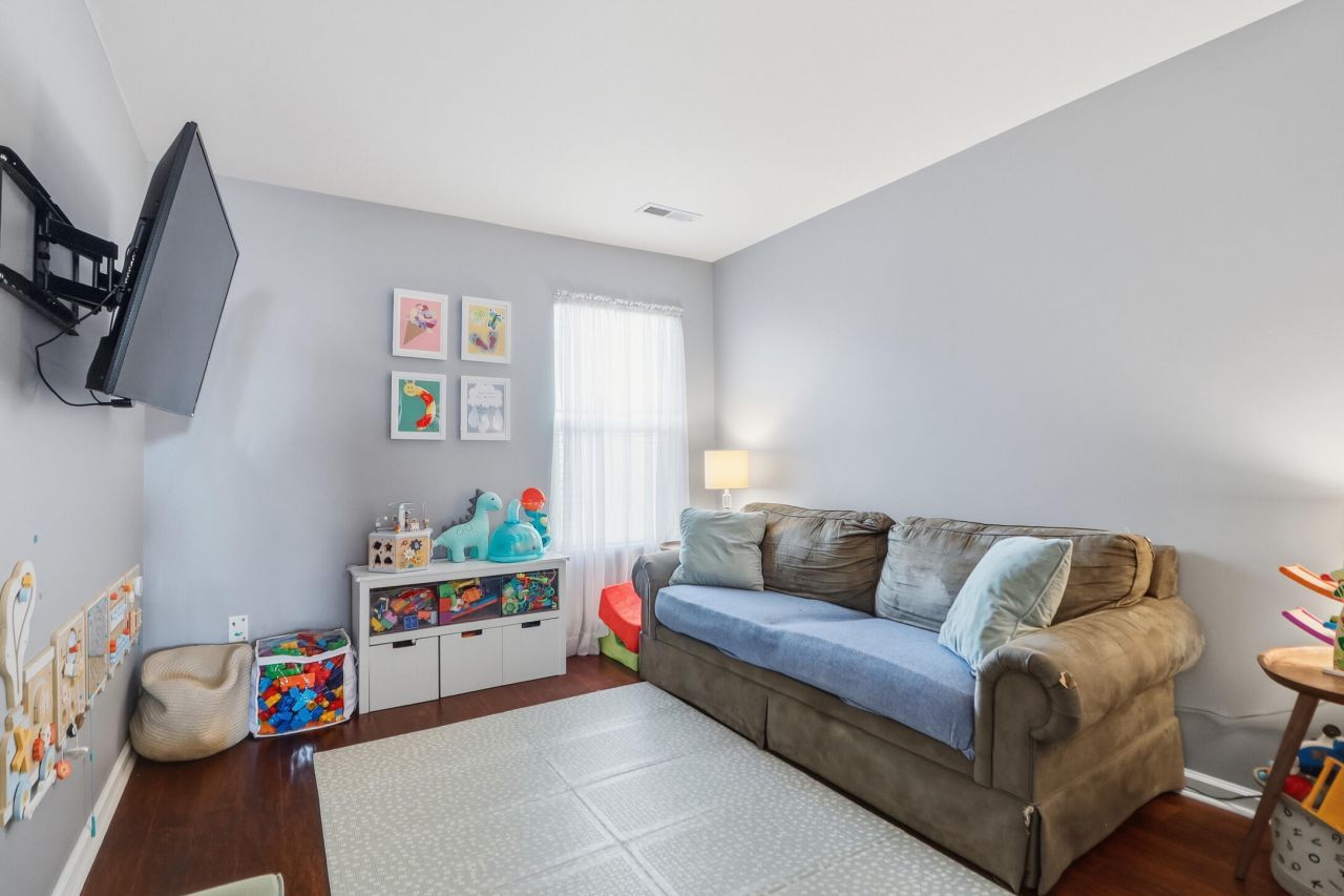 3104 Conservancy Lane Photo 29