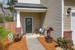 3104 Conservancy Lane photo 4