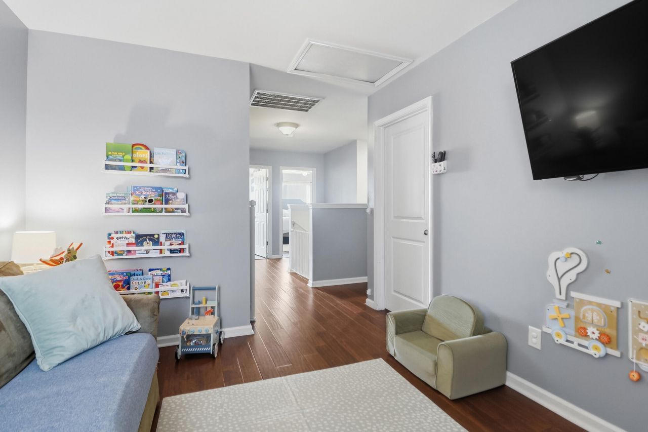 3104 Conservancy Lane Photo 30