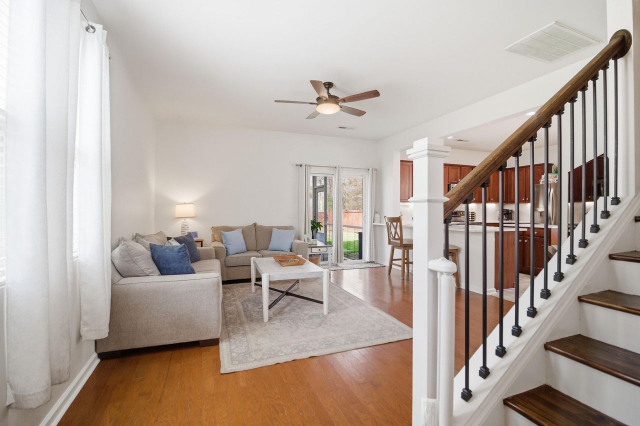 3104 Conservancy Lane Photo 5